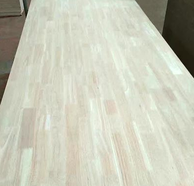 美观如桃花芯家具板同样也是需要打磨